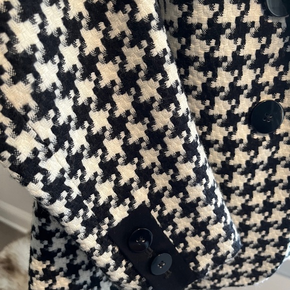Black and White Blazer Houndstooth Blazer - Picture 4 of 9